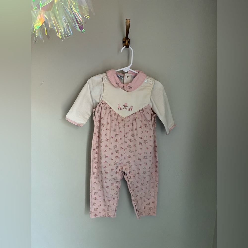 The Lullaby Club Vintage Pink Floral Overall Shirt Two Piece Set Size 12 months